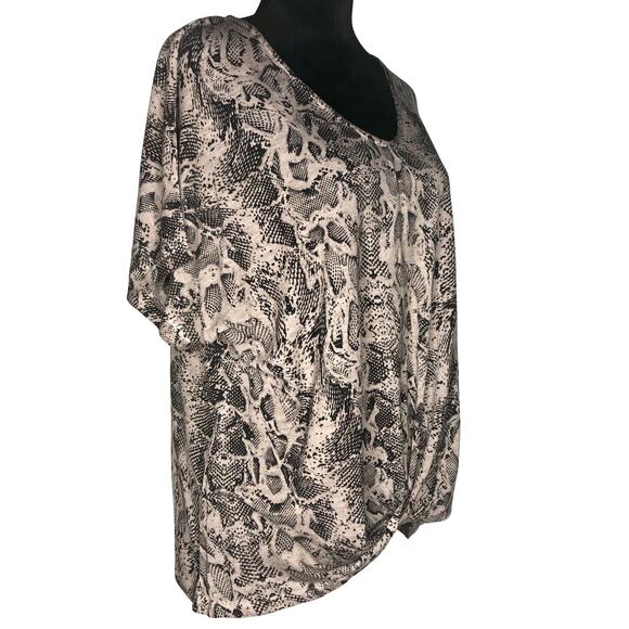 Dantelle Moon Snake V-Neck Twist Front Top - Size Small - Picture 5 of 12